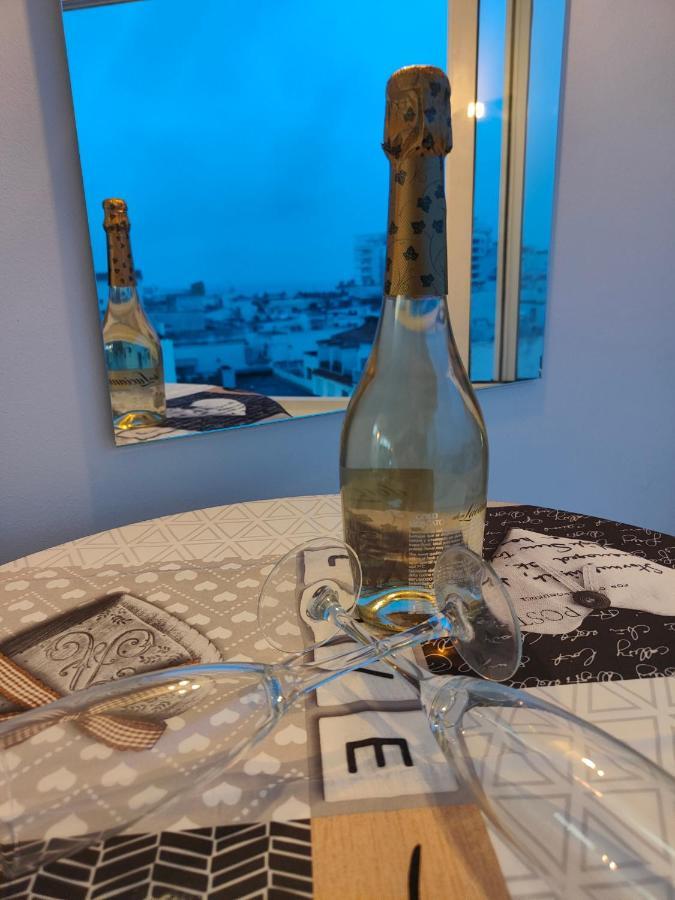 Avenida Palma De Mallorca City Center With Sea Views By Namaste Elite Torremolinos Exterior photo